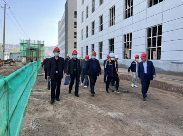 市建设工程服务中心督查MK在线在建项目安全生产工作(图2)
